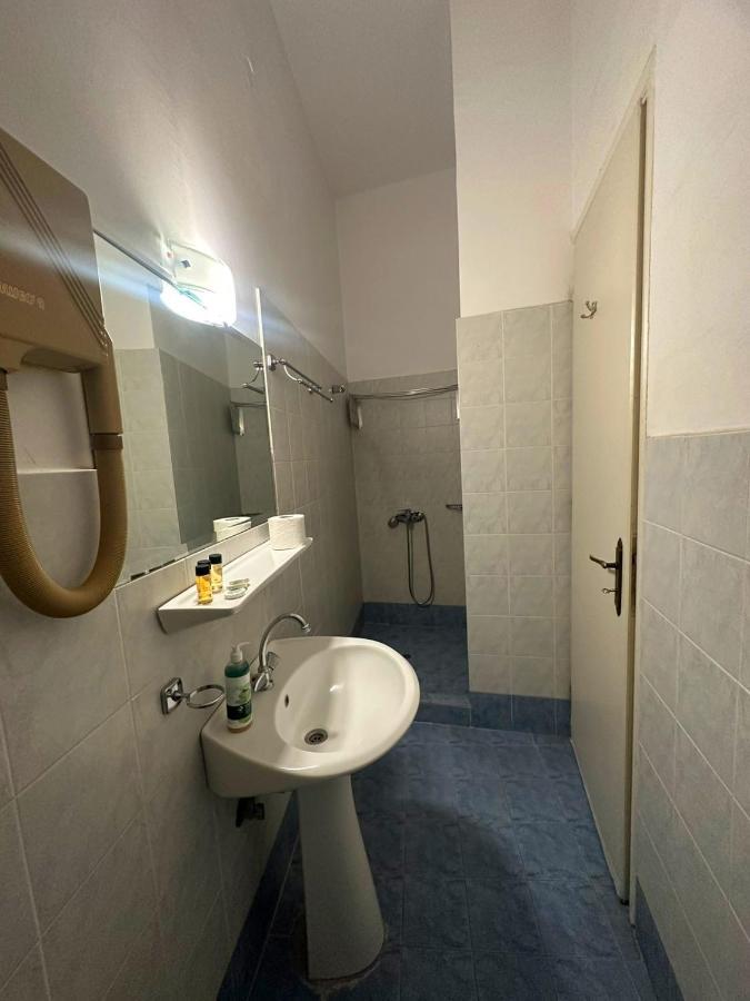Vassilikon Hotel Lutráki Kültér fotó
